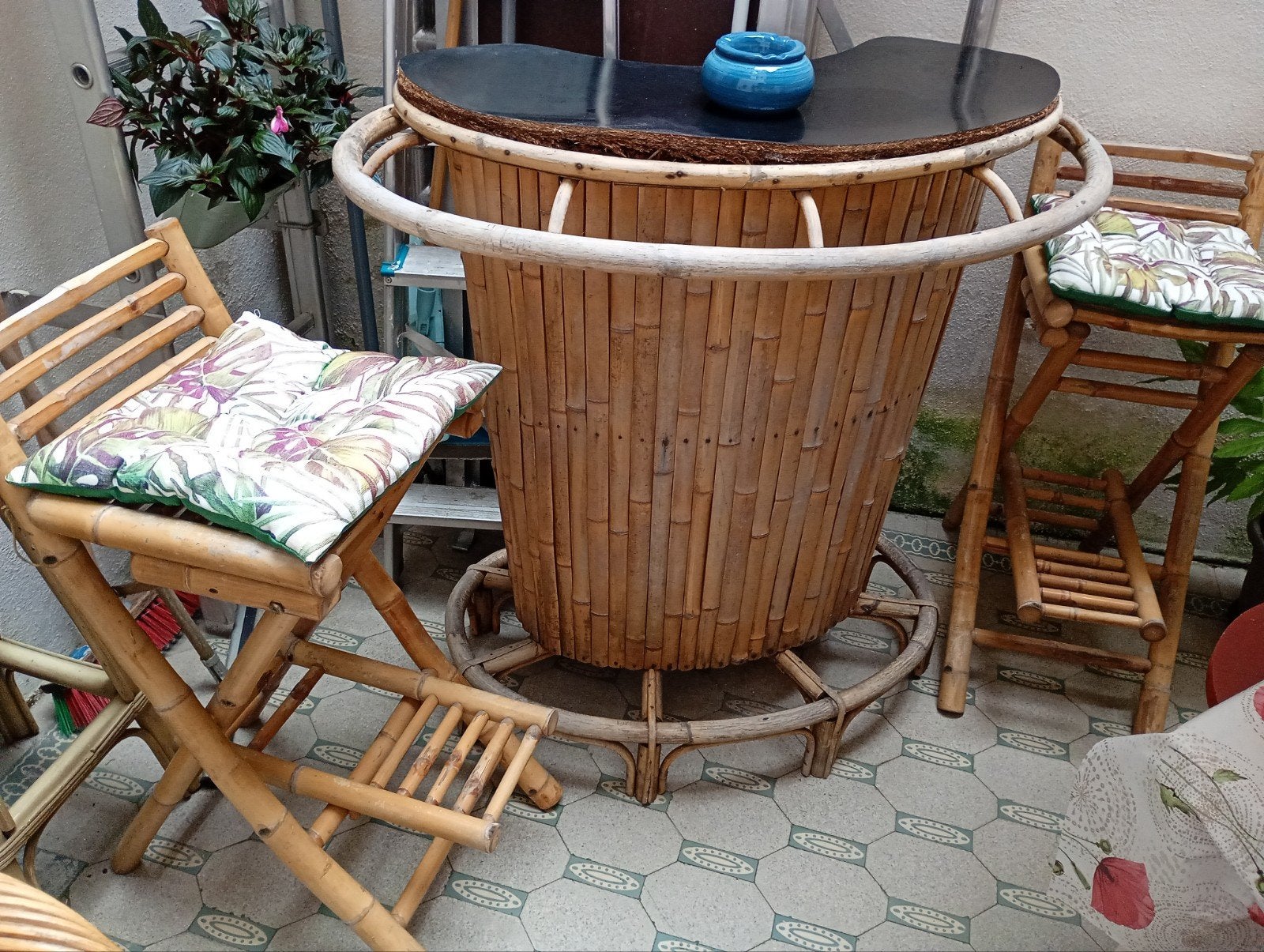 Tiki-bar, Tuin en Terras, Ophalen, 4 zitplaatsen, Gebruikt, Rotan