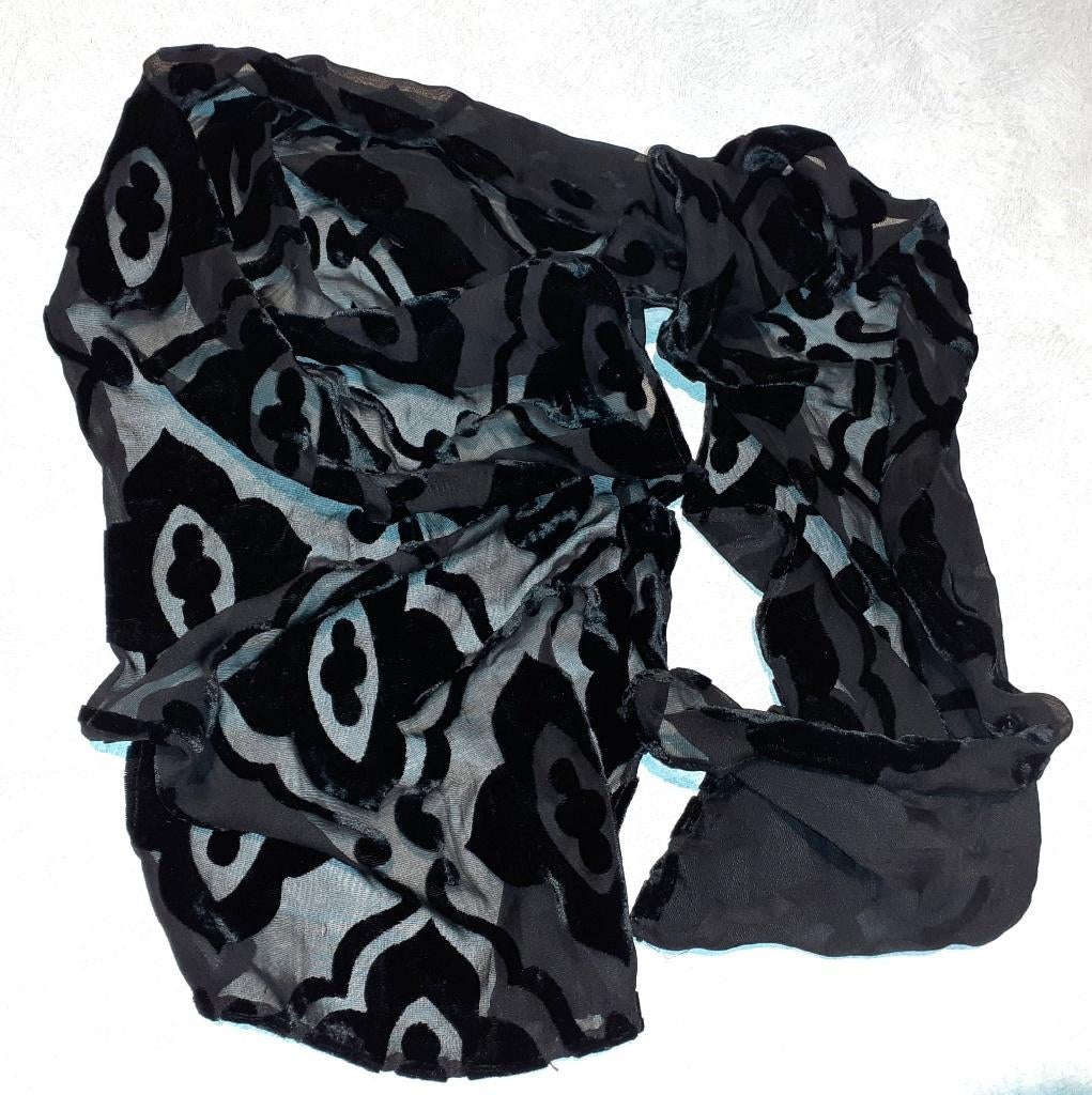 sjaal vintage zwart transparant met fluwelen devoré patroon, Kleding | Dames, Ophalen of Verzenden, Nieuw, Maat 38/40 (M), Sjaal