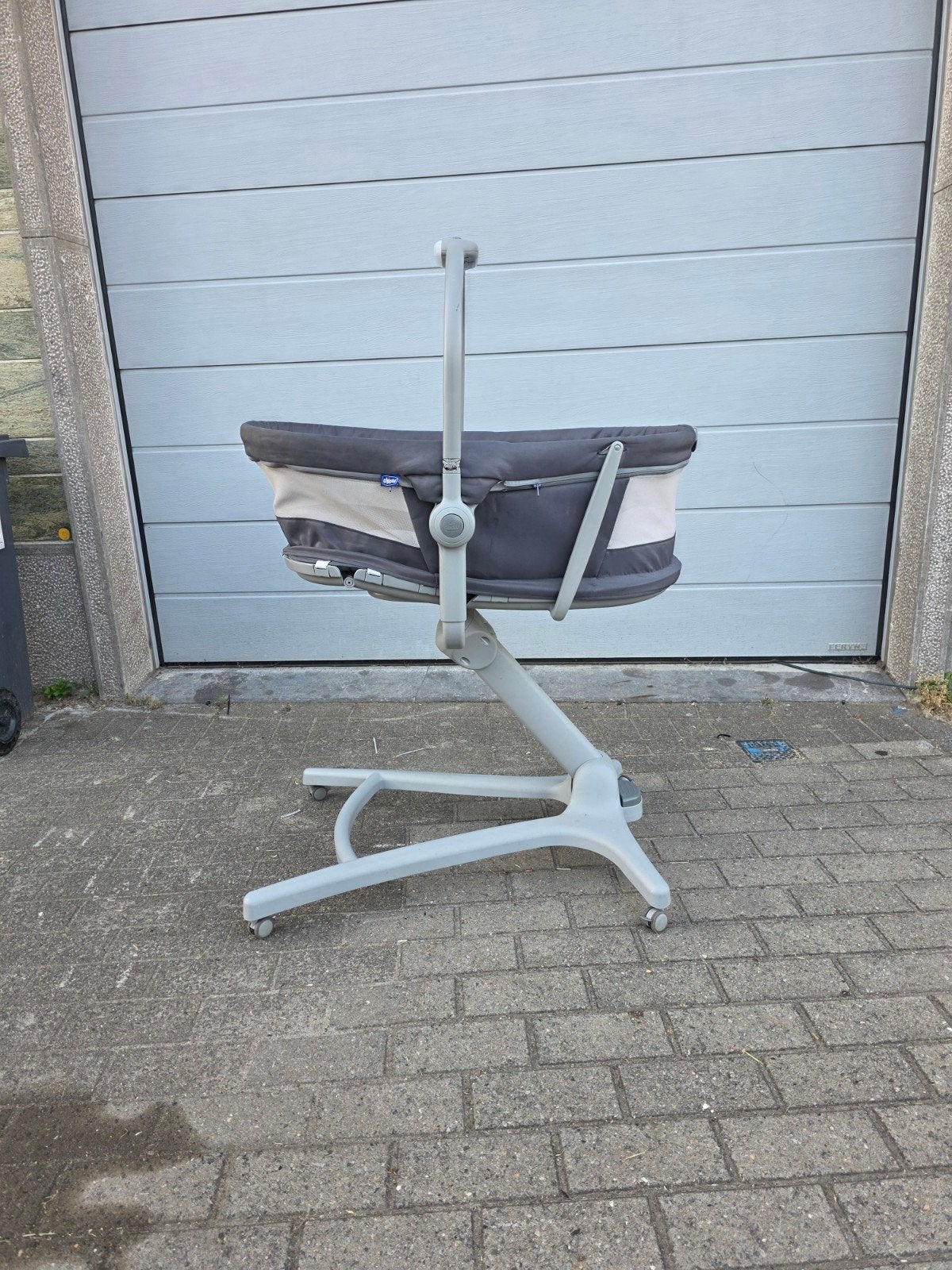 Chicco Baby Hug 4-in-1 in goede staat, Kinderen en Baby's, Ophalen, Chicco, Verstelbaar