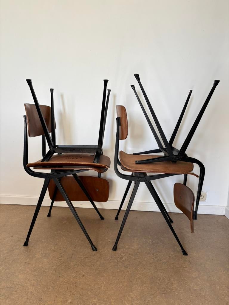Vintage Friso Kramer stoelen, Huis en Inrichting, Ophalen, Gebruikt, Bruin, Vintage