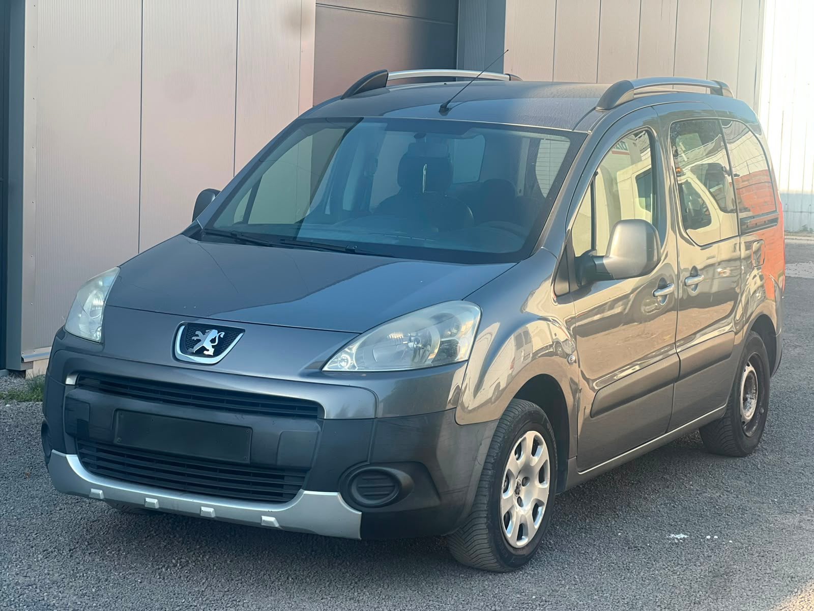 Peugeot Partner Teppe, Auto's, Euro 5, Zwart, Bedrijf, Partner Tepee