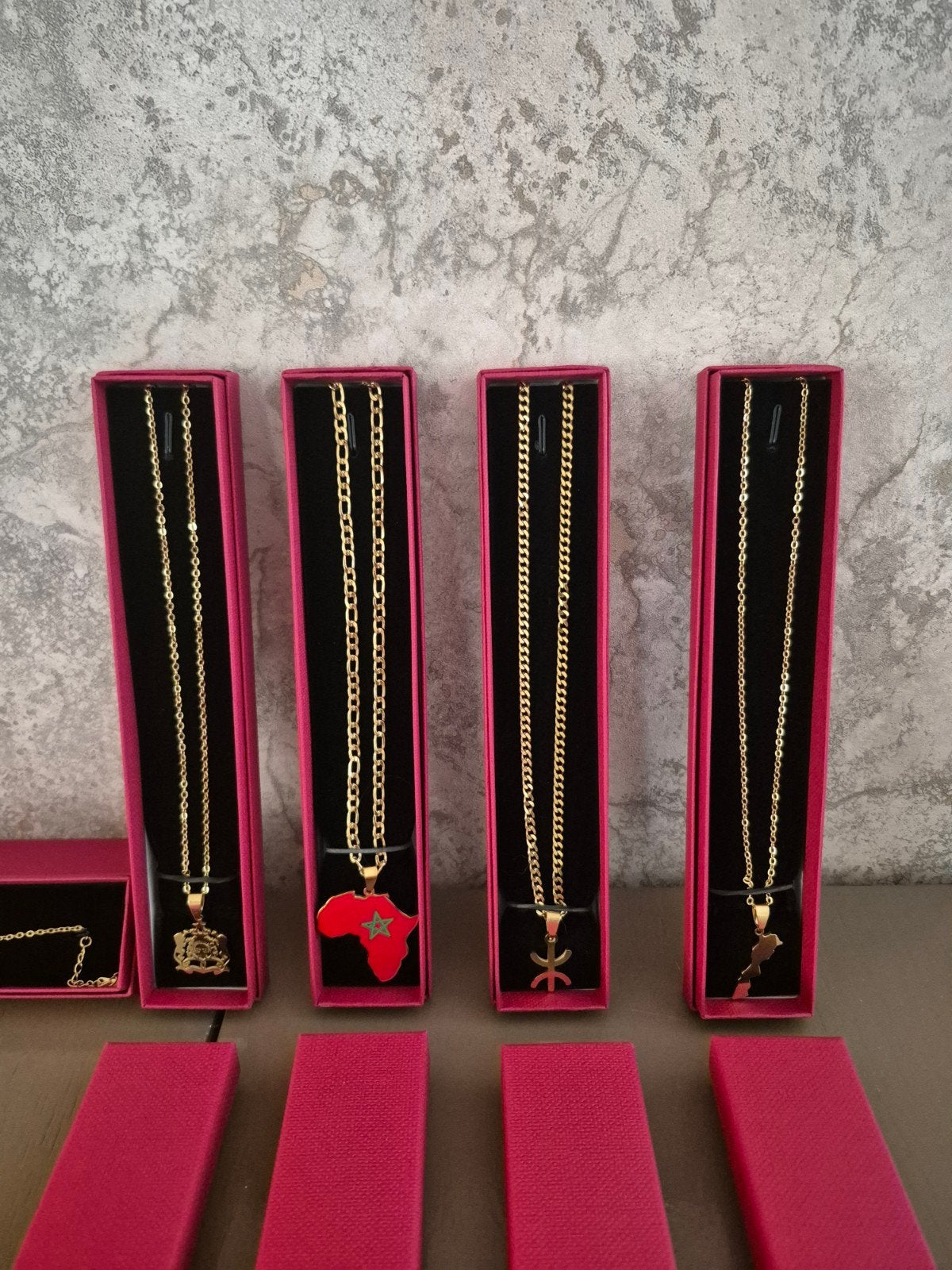 Kraag en armbanden Marokko en Rif