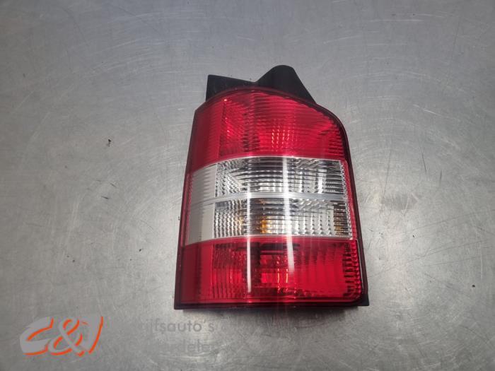 Achterlicht links van een Volkswagen Transporter, Gebruikt, -, Volkswagen, -
