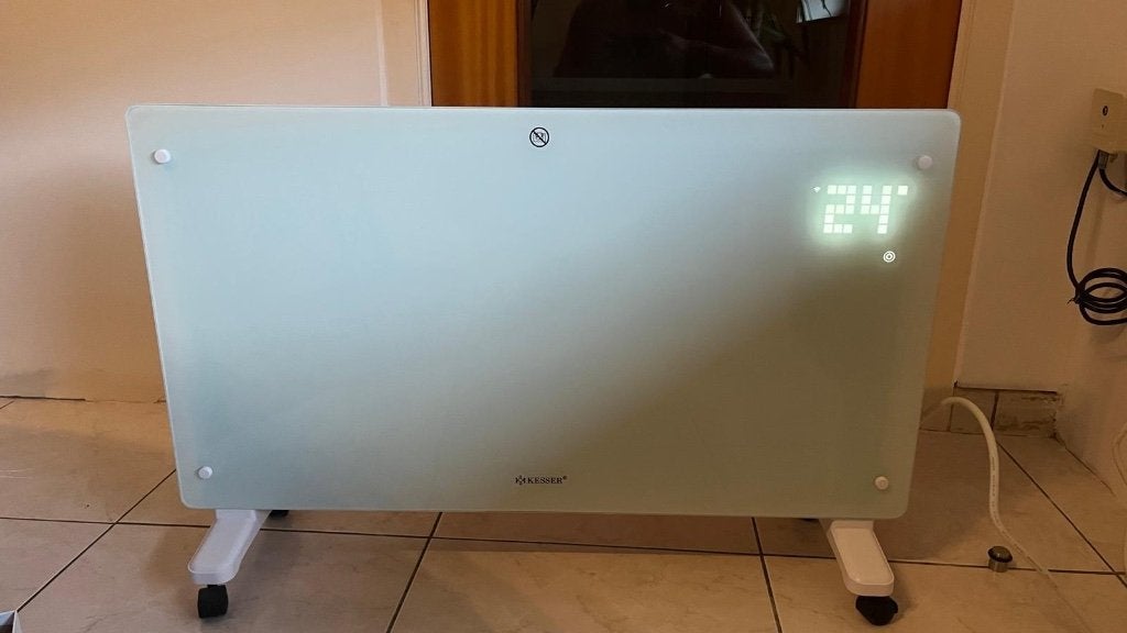Radiator Wifi met afstandsbediening Kesser, Doe-het-zelf en Bouw, Verwarming en Radiatoren, Ophalen, Zo goed als nieuw, 800 watt of meer