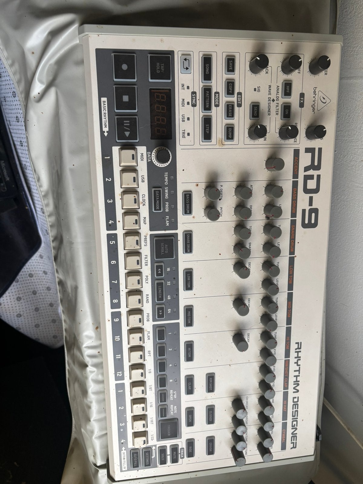 Behringer RD9, Ophalen of Verzenden, Zo goed als nieuw