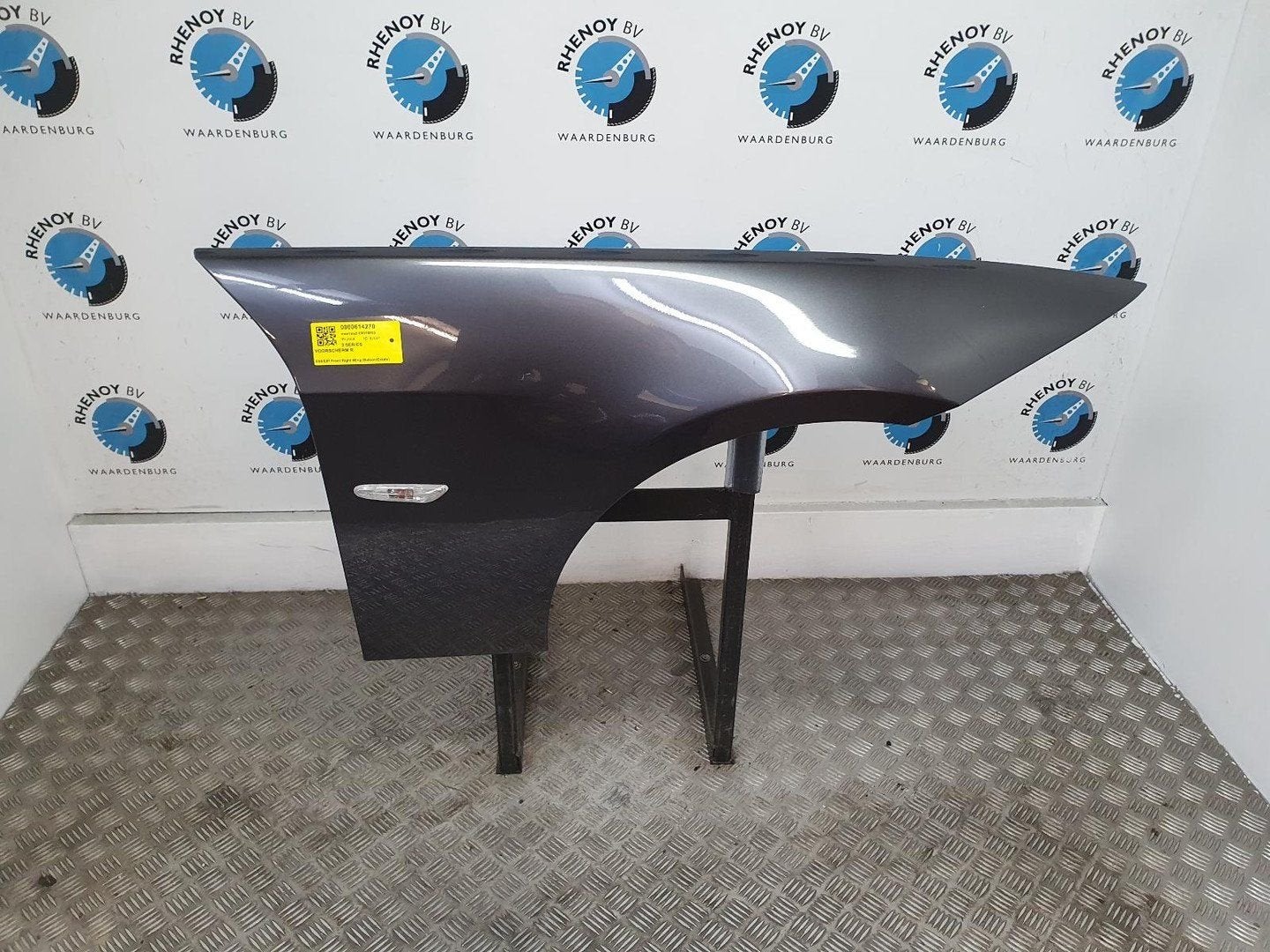 BMW 3 SERIES E90 318i Business Line  VOORSCHERM R 2008, Ophalen of Verzenden, Gebruikt, ARN erkend