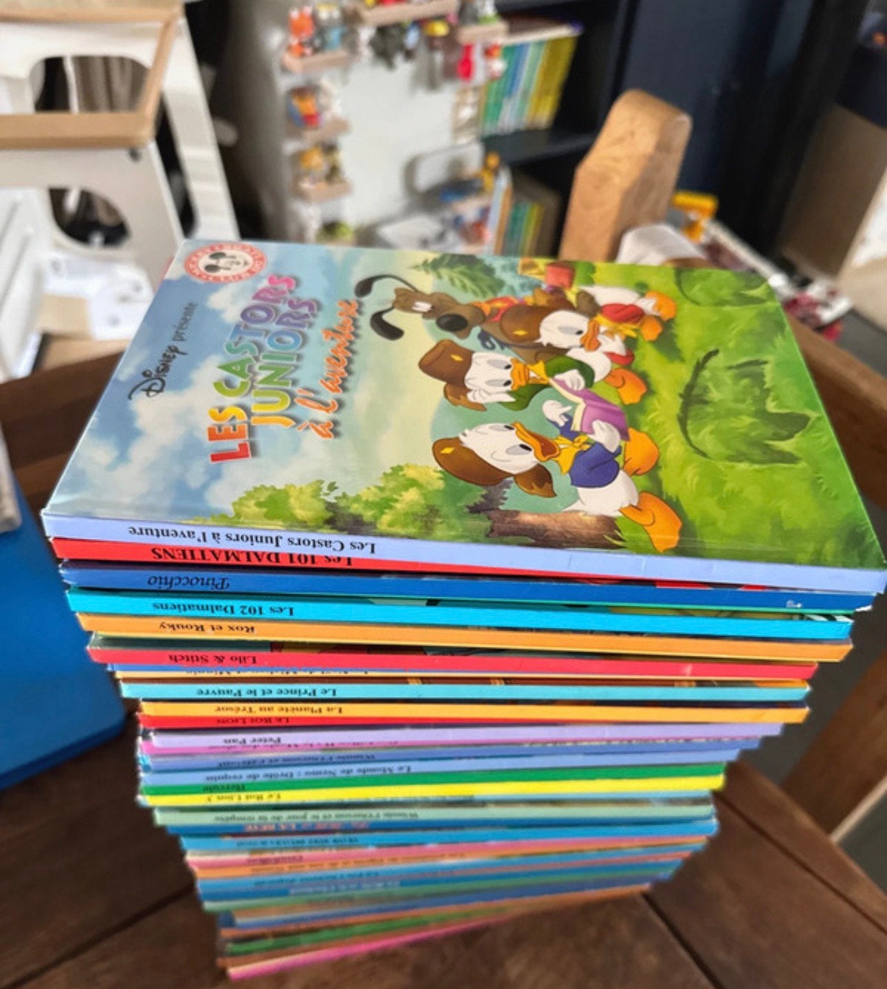 lot d’environ 75 livres disney, Boeken, Stock en Verzamelingen, Zo goed als nieuw, Overige, Ophalen of Verzenden
