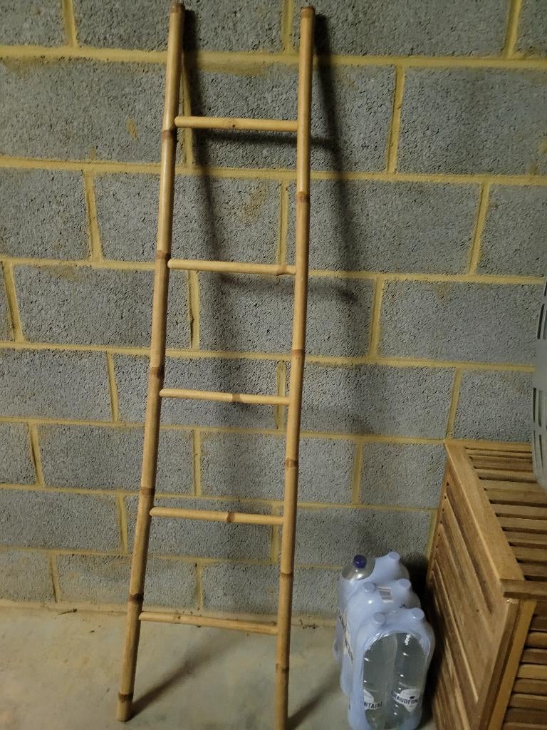 Echelle de sdb porte essuie, Ophalen, Zo goed als nieuw, Minder dan 50 cm, 100 tot 150 cm