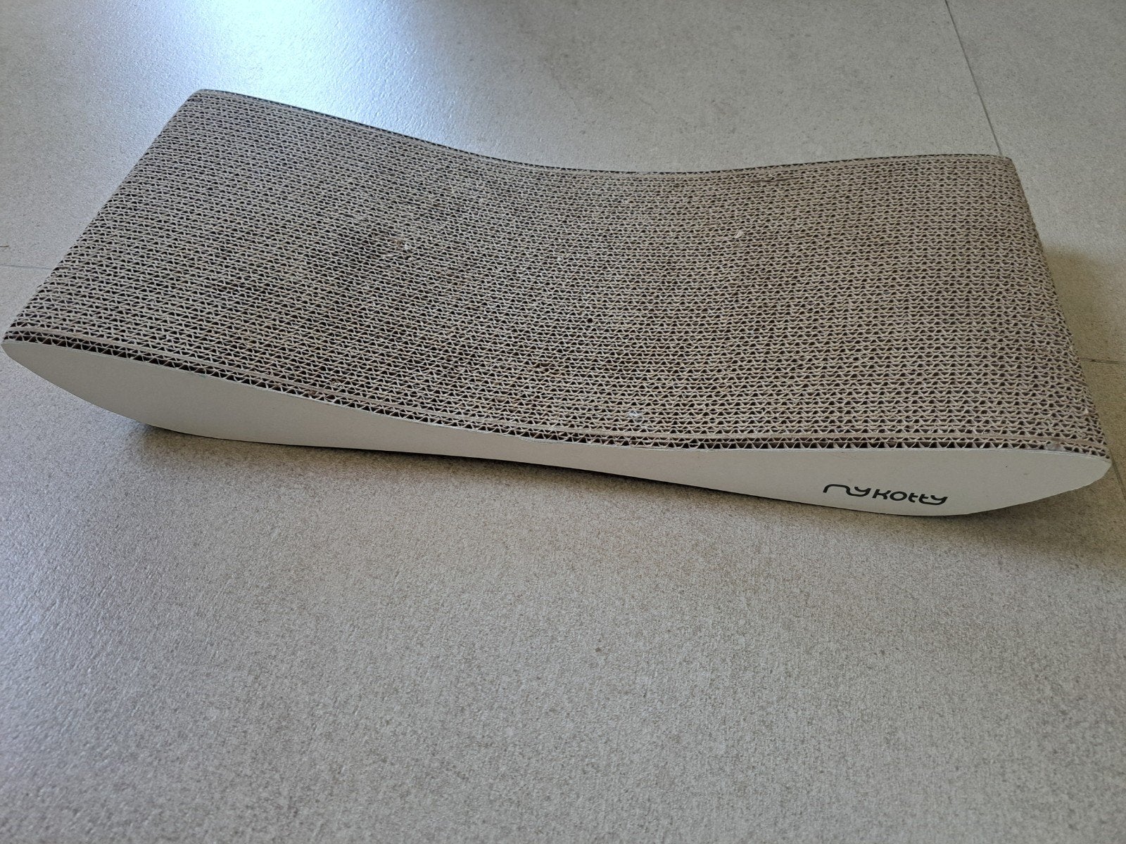 Kattenhuisje met krabplank, Dieren en Toebehoren, Ophalen