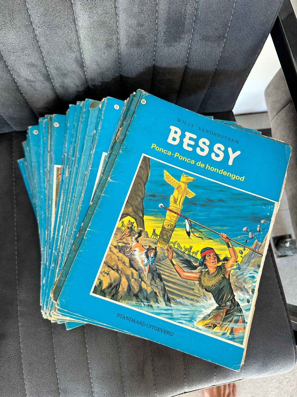 Bessy vanaf nummer 69. 55 stuks totaal., Boeken, Stripverhalen, Meerdere stripboeken, Ophalen, Gelezen