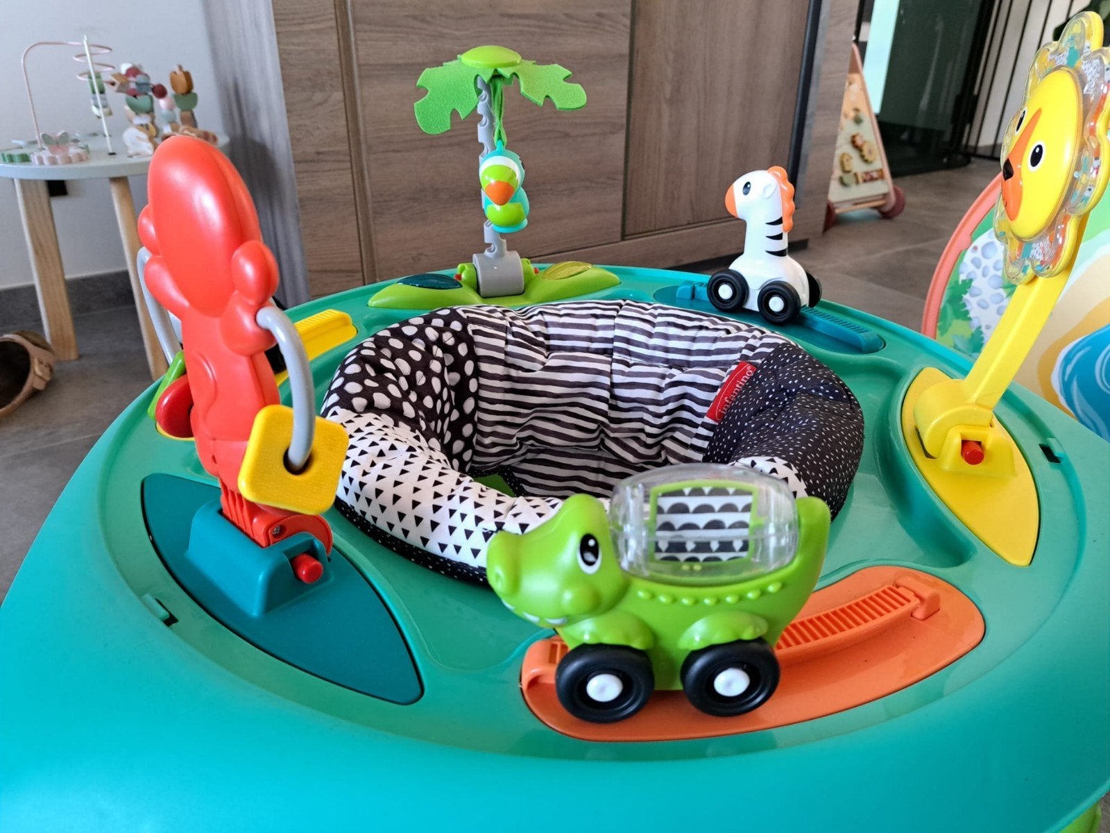 Table de jeu pour enfants, Enlèvement