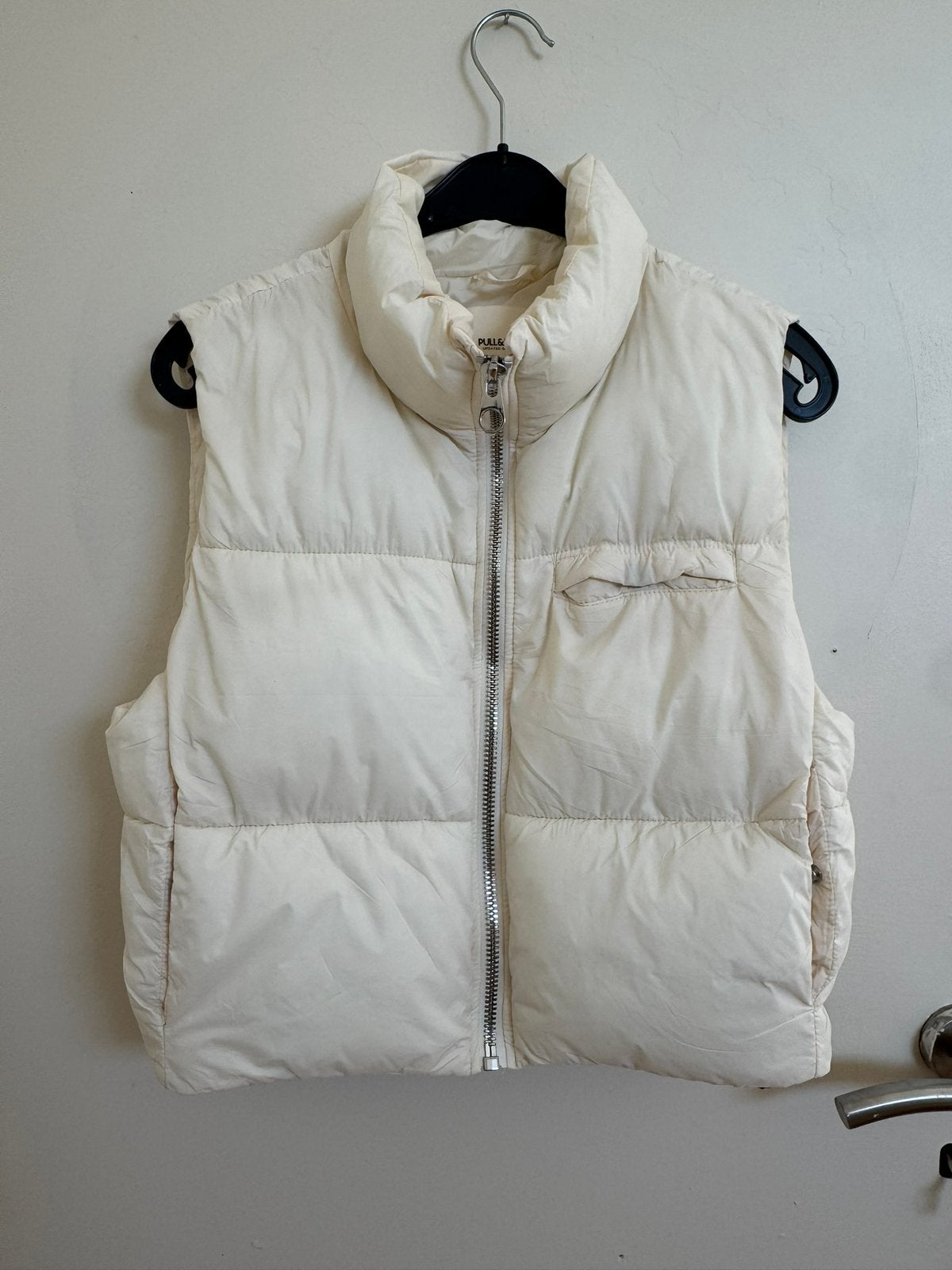 Doudoune sans manche S - Pull&Bear - parfait etat, Enlèvement ou Envoi, Comme neuf, Taille 36 (S), Beige