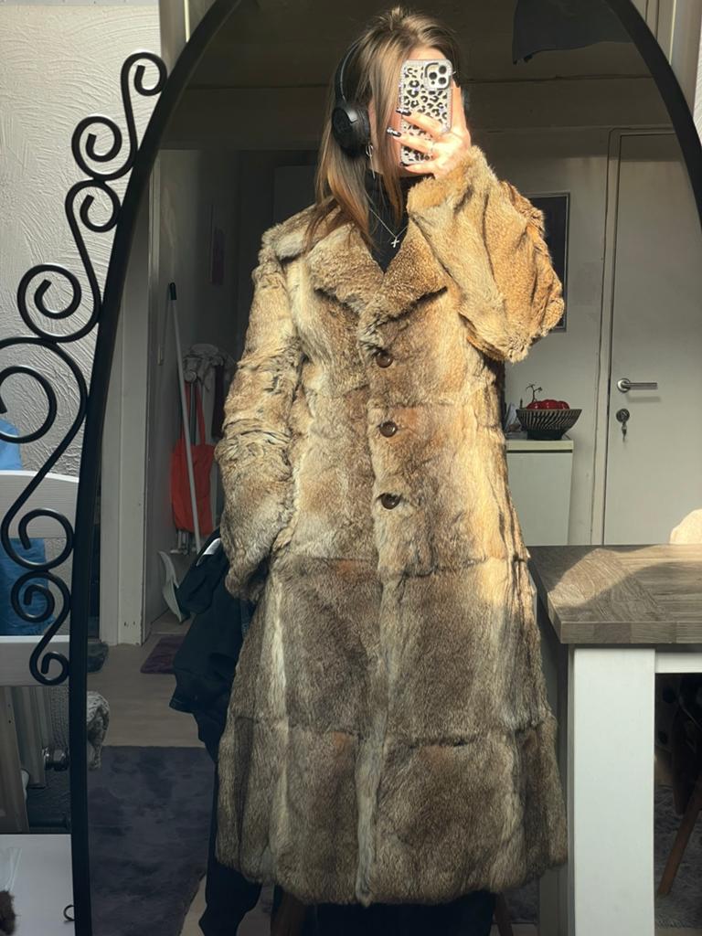 Vintage fur coat, Kleding | Dames, Jassen | Winter, Ophalen of Verzenden, Zo goed als nieuw, Maat 38/40 (M), Bruin