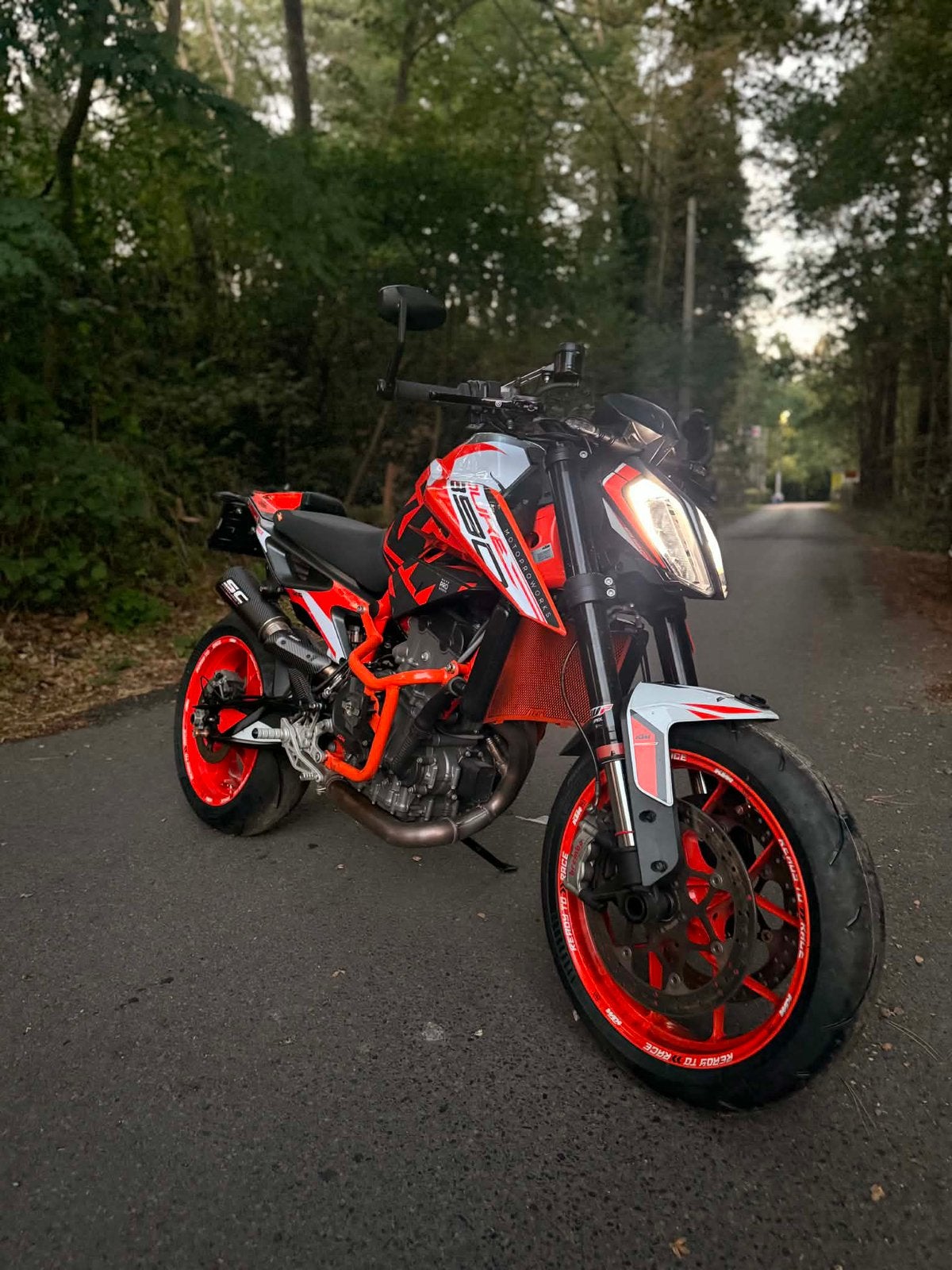 KTM 890 R, Motoren, 2 cilinders, Occasion, Motorrijbewijs A, Traction Control