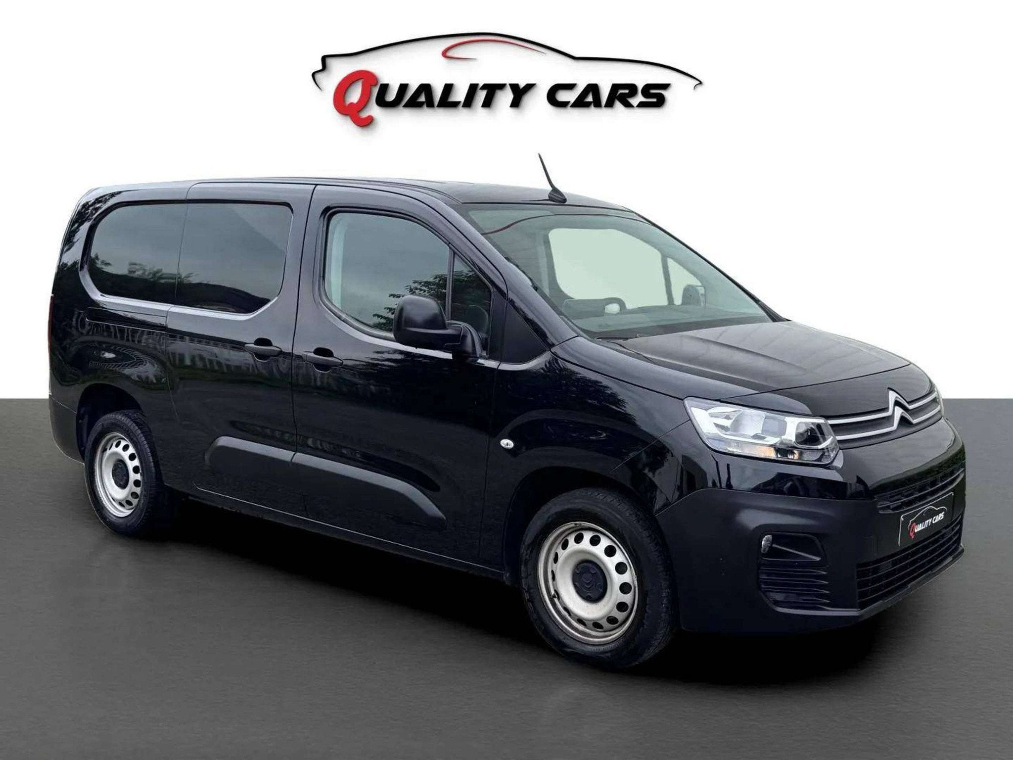 Citroën Berlingo 1.6 HDI | XL | 3 Plaatsen | CarPlay | Navi, Stof, Gebruikt, Zwart, 4 cilinders
