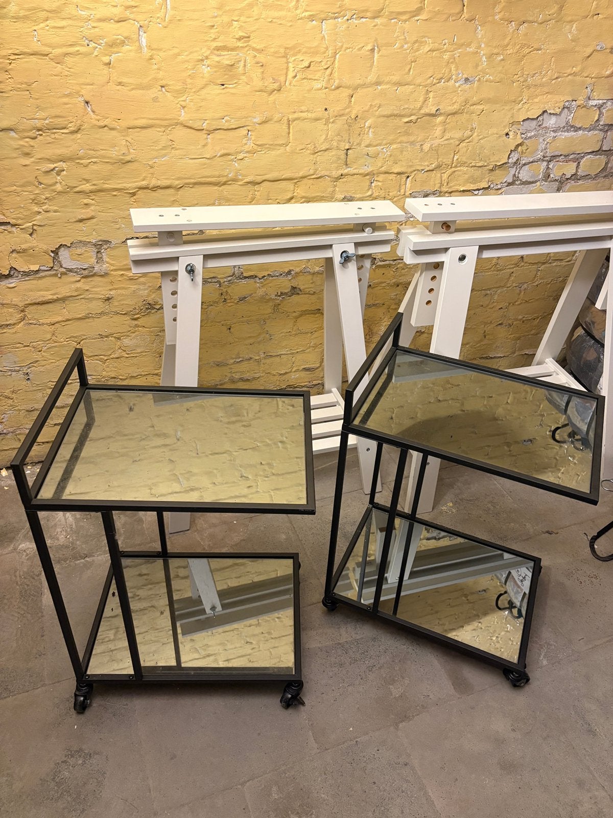 2 dressoirs, 2 verdiepingen met spiegel, Ophalen, Gebruikt, Glas
