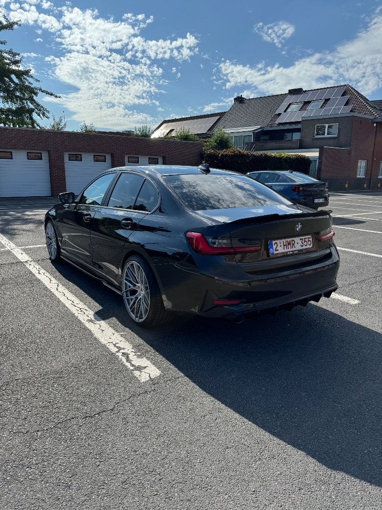 Bmw 318i, Auto's, BMW, Automaat, Achterwielaandrijving, Zwart, Leder