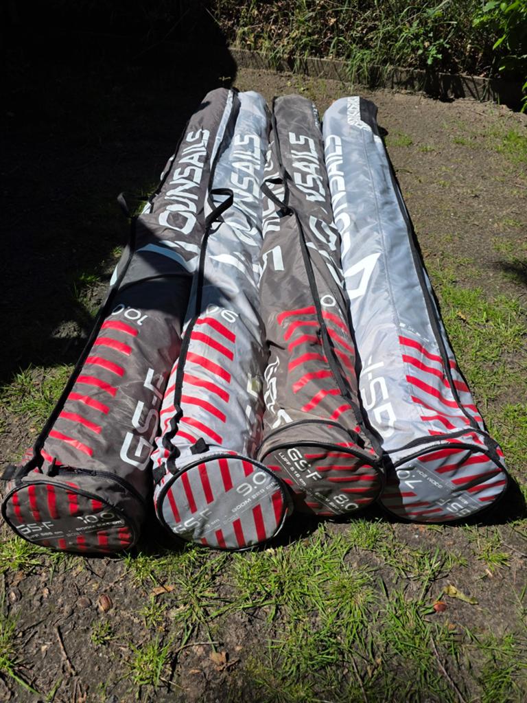 Gunsails GS-F 10.0, 9.0, 8.0, 7.0 in (zeer) goede staat, Watersport en Boten, Windsurfen, Ophalen, Zo goed als nieuw, Gunsails