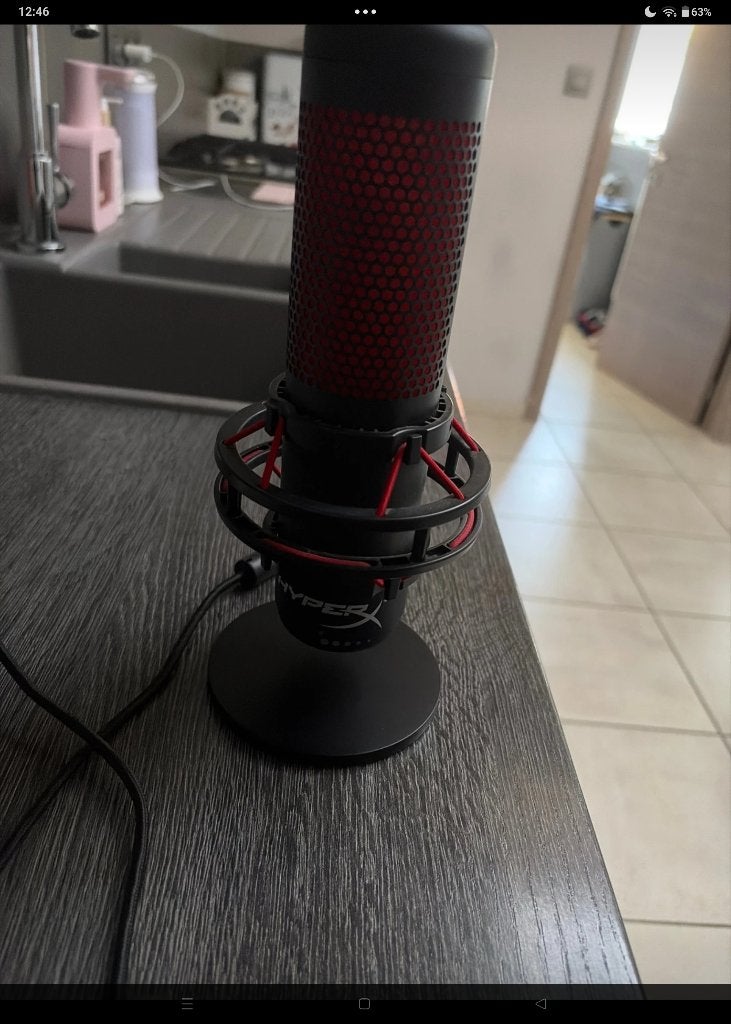 Hyper X Quadcast microfoon met accessoires, Muziek en Instrumenten, Ophalen of Verzenden, Gebruikt, Studiomicrofoon