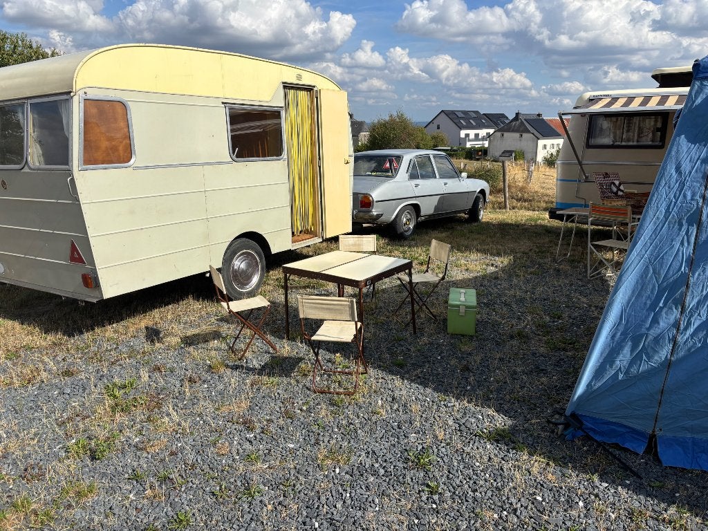 Caravane Digue Alpine, Caravanes & Camping, Caravanes, Jusqu'à 4, Jusqu'à 4 m, Particulier, Jusqu'à 500 kg