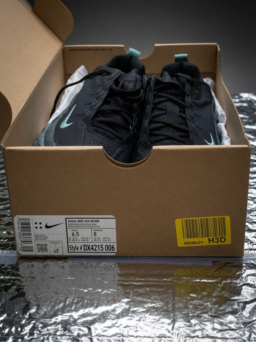 zwarte Nike Ava Rover sneakers maat 39 te koop!, Kleding | Heren, Schoenen, Zwart, Nieuw, Ophalen of Verzenden, Sneakers