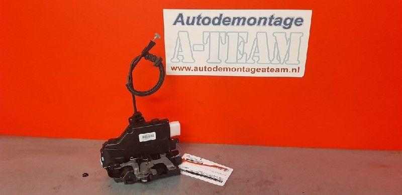 PORTIERSTANGEN RECHTS VOOR Skoda Octavia Combi (1Z5), Gebruikt, Skoda