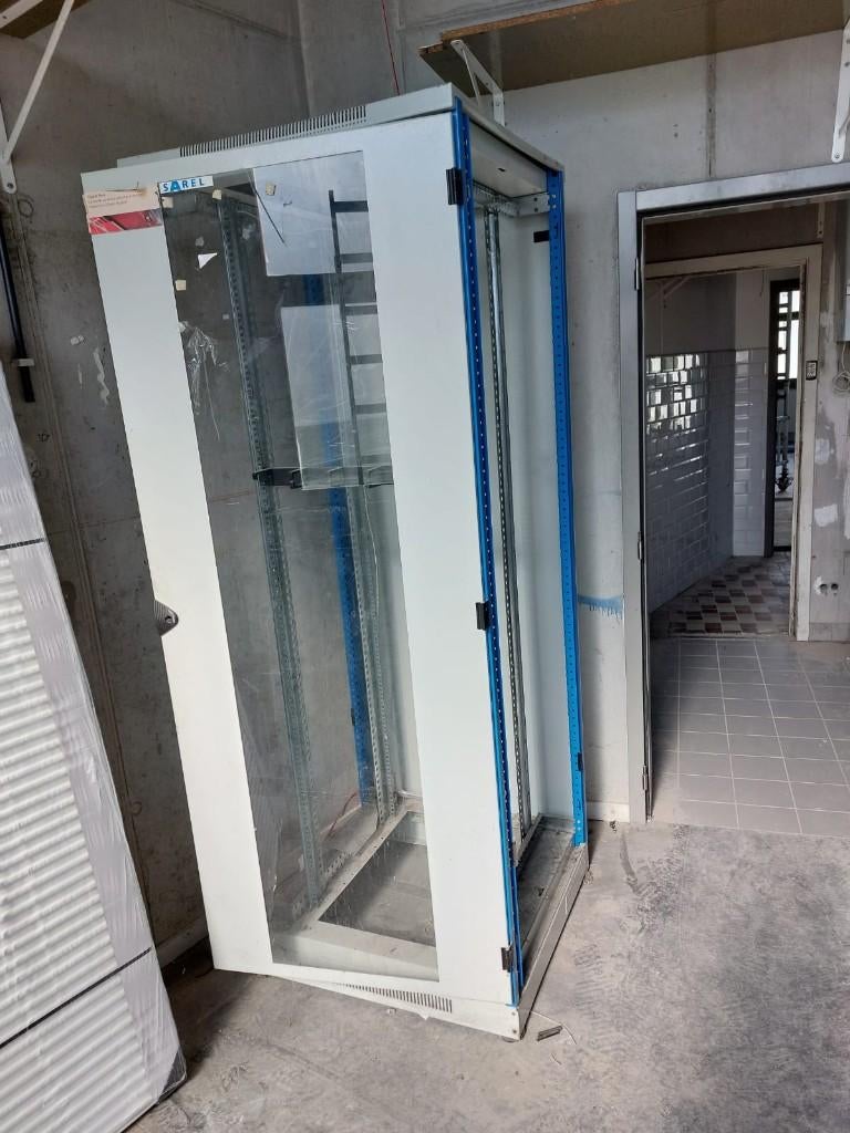 3 armoires électriques Sarel (210x80x80), Enlèvement, Utilisé, Autres types