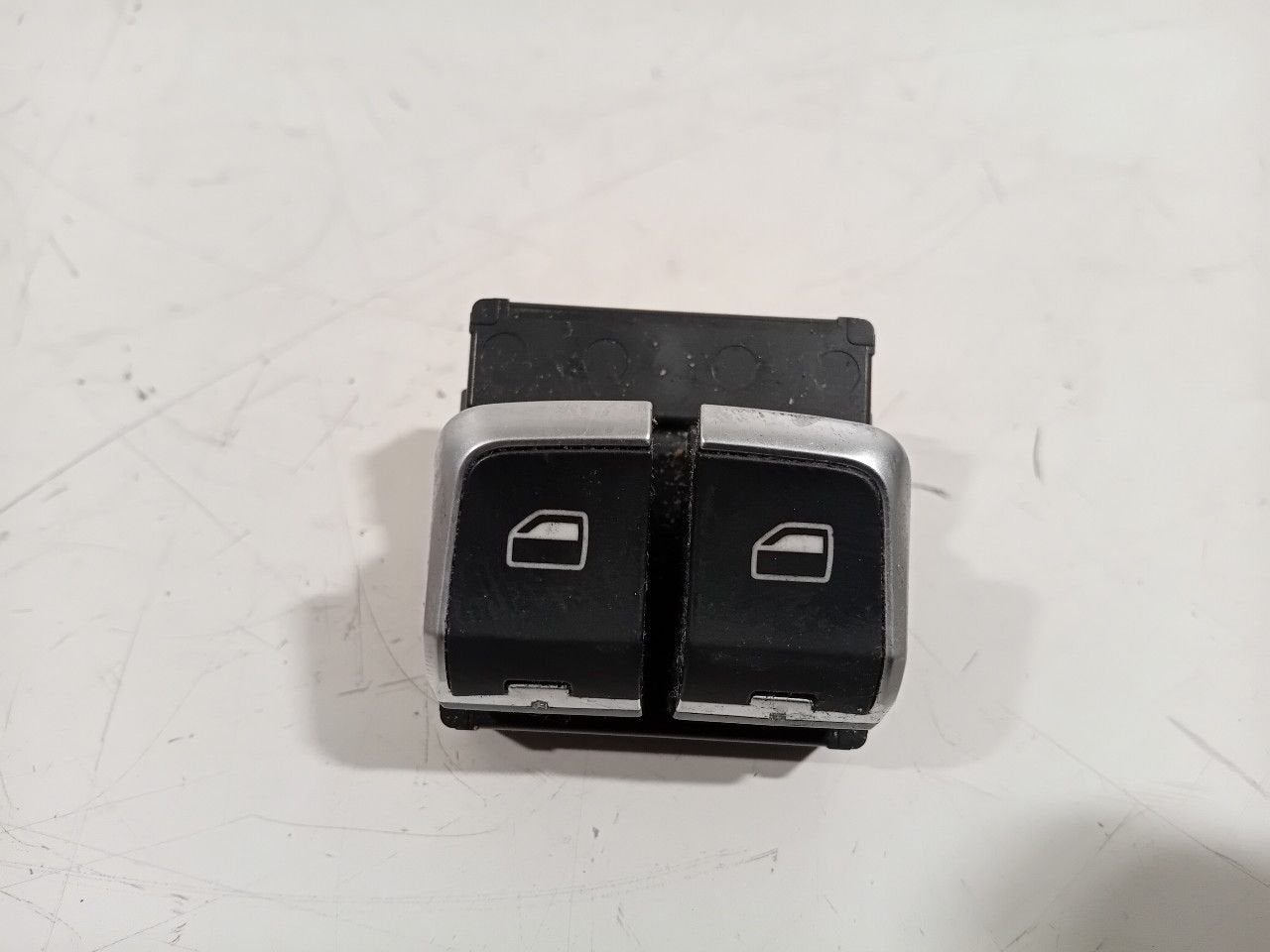 Bedieningspaneel elektrische ramen Audi A3, Onderdelen@venauto.nl, Van der Ven Autorecycling B.V., Gebruikt, Ettenseweg 76, 4706 PB Roosendaal, The Netherlands