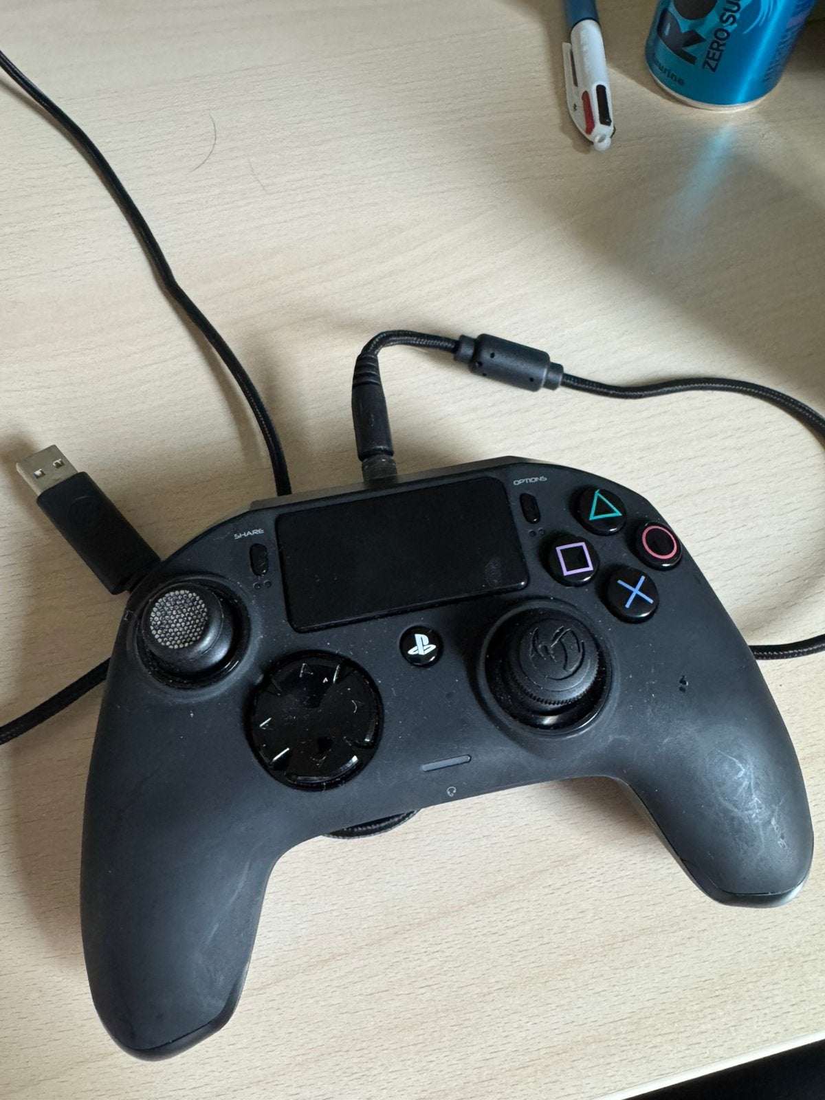 Nacon Revolution Pro Controller PS4 + kabel, Enlèvement ou Envoi, Utilisé