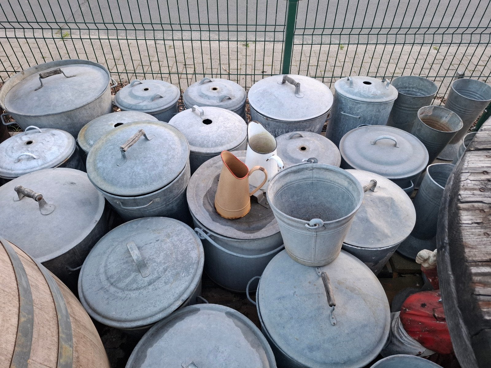 uit grootmoeders tijd! metalen kuipen/ bakken/ emmers enz, Tuin en Terras, Ophalen