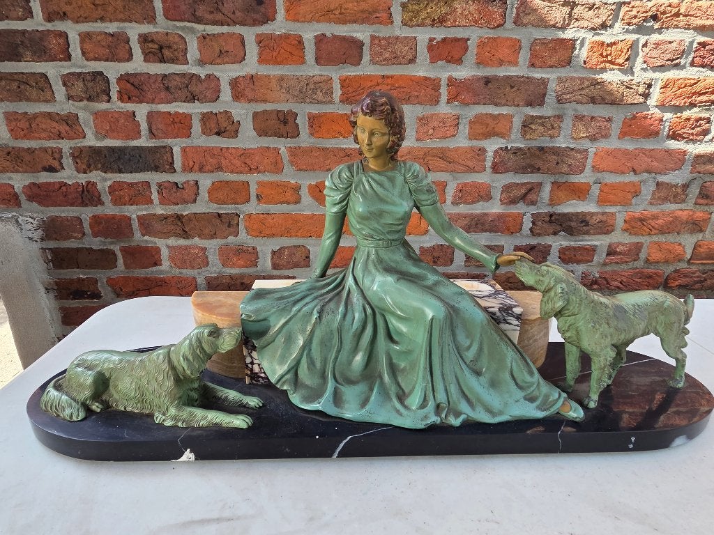 Prachtig vintage Art Deco beeld met marmeren voet, Ophalen
