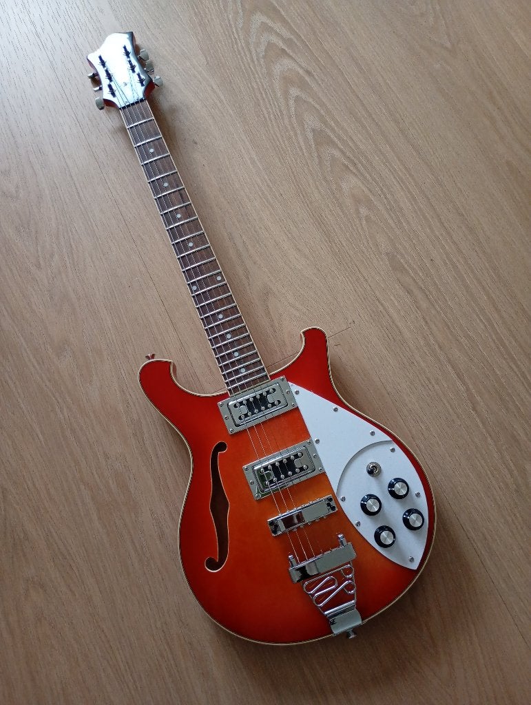 Harley Benton RB-600CS Classic Series, Ophalen, Zo goed als nieuw, Semi-solid body, Overige merken