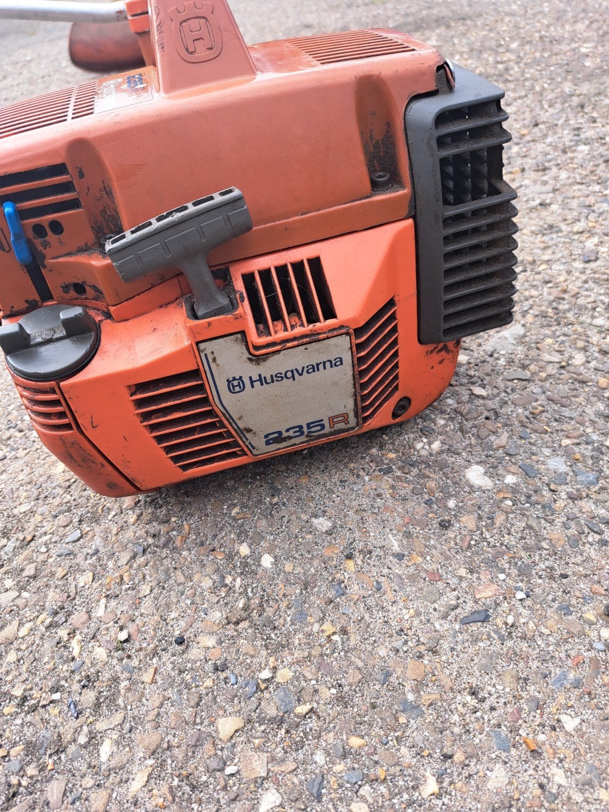 Professionele husqvarna 235r bosmaaier, Ophalen