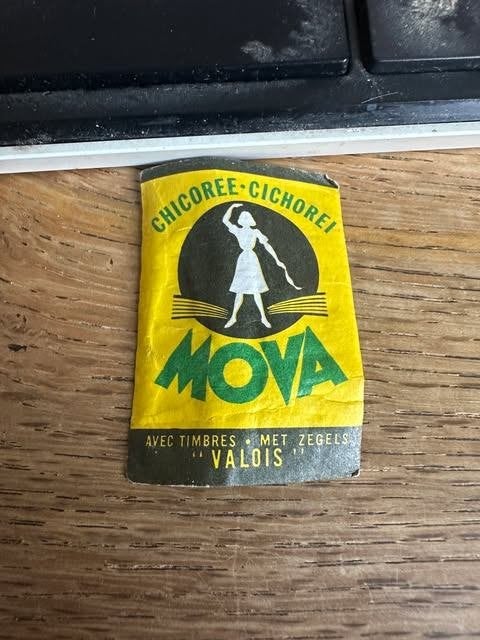 étiquette de boîte d'allumettes Chichory Mova, Boîtes ou marques d'allumettes, Enlèvement ou Envoi, Mova, Utilisé
