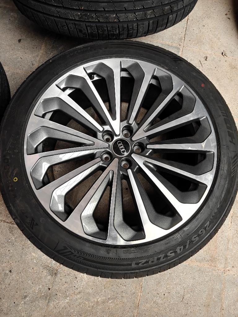 Jantes Audi E tron 21 pouce - 15 rayons - 2 - nouveau pneus, Pneus et Jantes, Pneus été, 21 pouces, Enlèvement