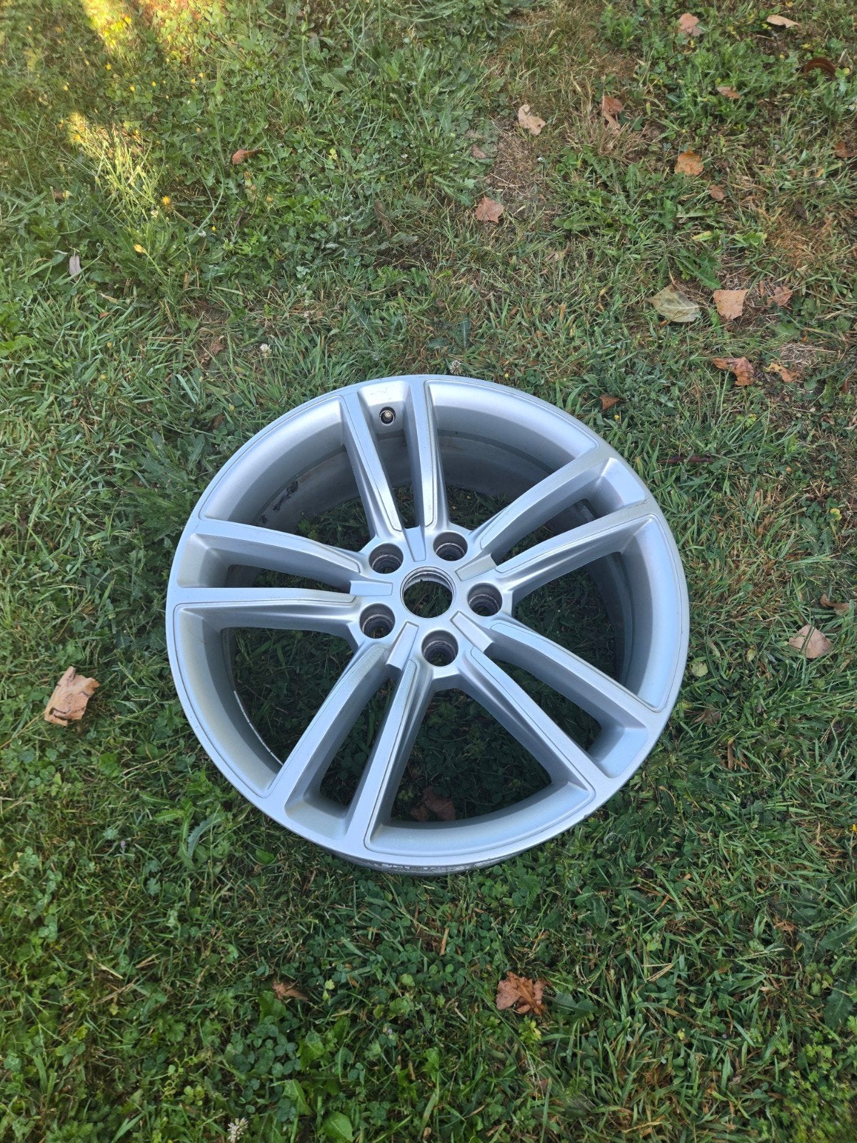 Jante originale Tesla Model S 19" - argentée - jante de rech, Enlèvement, Utilisé