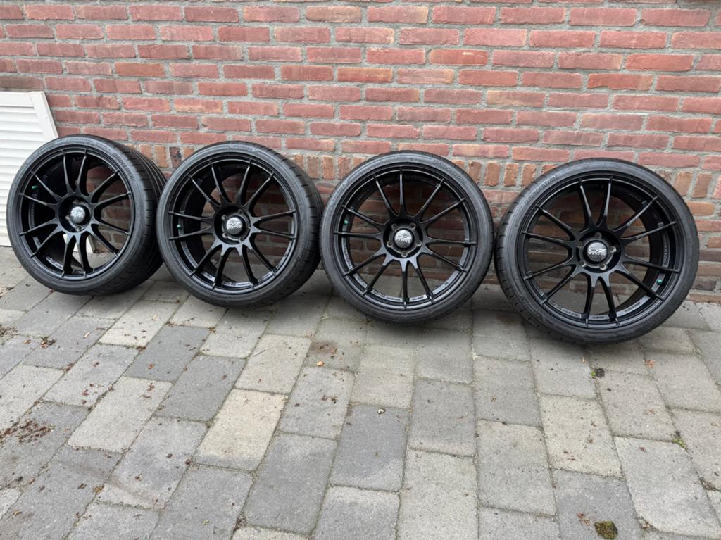 Originele OZ ULTRALEGGERA 19 inch velgen 5x112, Autos : Pièces & Accessoires, Pneus & Jantes, Enlèvement, 19 pouces, Jante(s)
