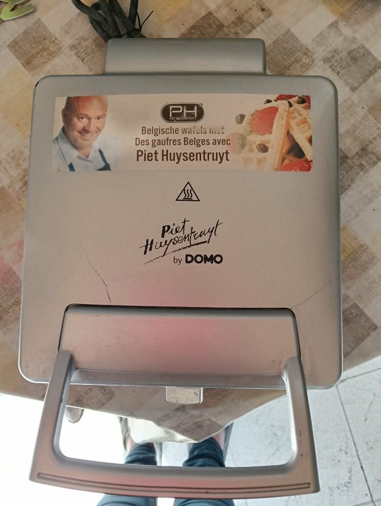Wafel ijzer PIET H., Ophalen