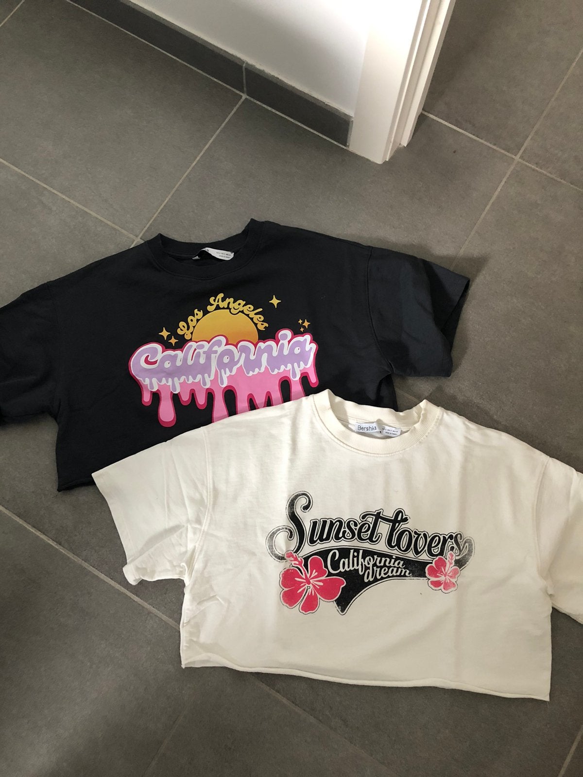 Bershka, maat S, Kleding | Dames, T-shirts, Ophalen of Verzenden, Zo goed als nieuw, Maat 36 (S)