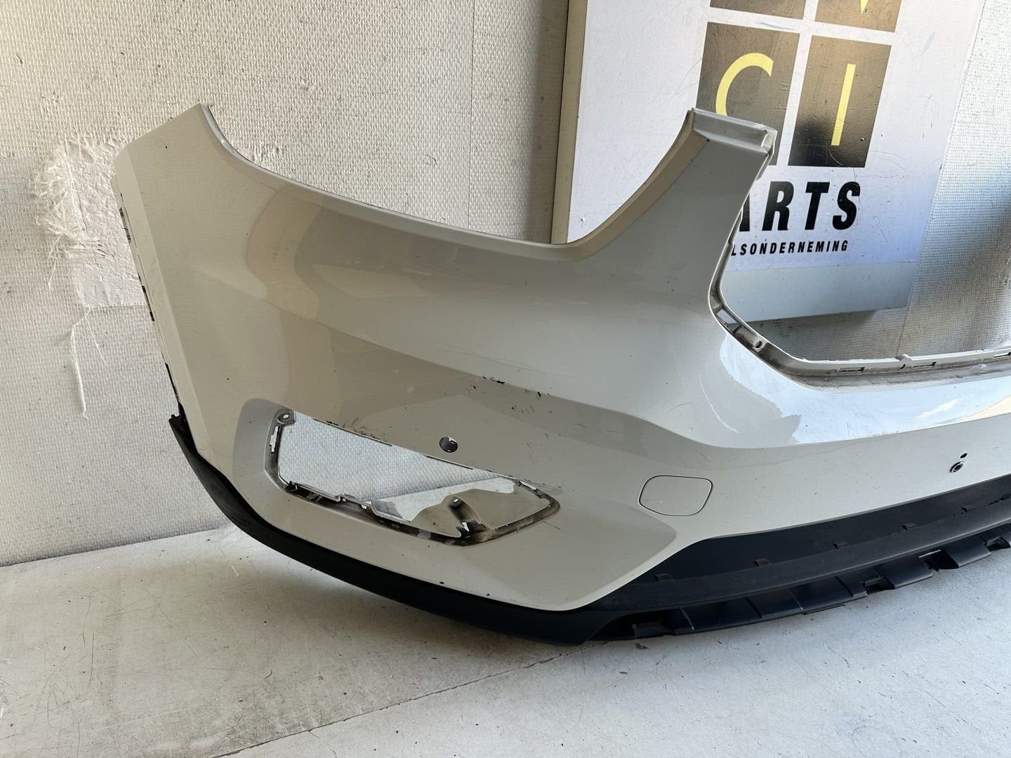 Volvo XC 40 xc40 voorbumper bumper origineel, Gebruikt, -, Voor, -