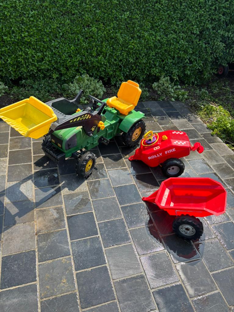 Speelgoed tractor met toebehoren, Kinderen en Baby's, Ophalen, Zo goed als nieuw