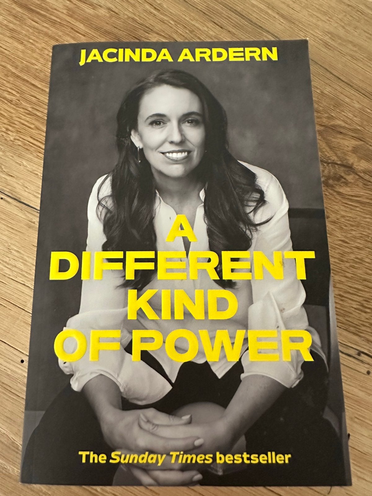 A different kind of Power - Jacinda Ardern, Boeken, Ophalen, Zo goed als nieuw