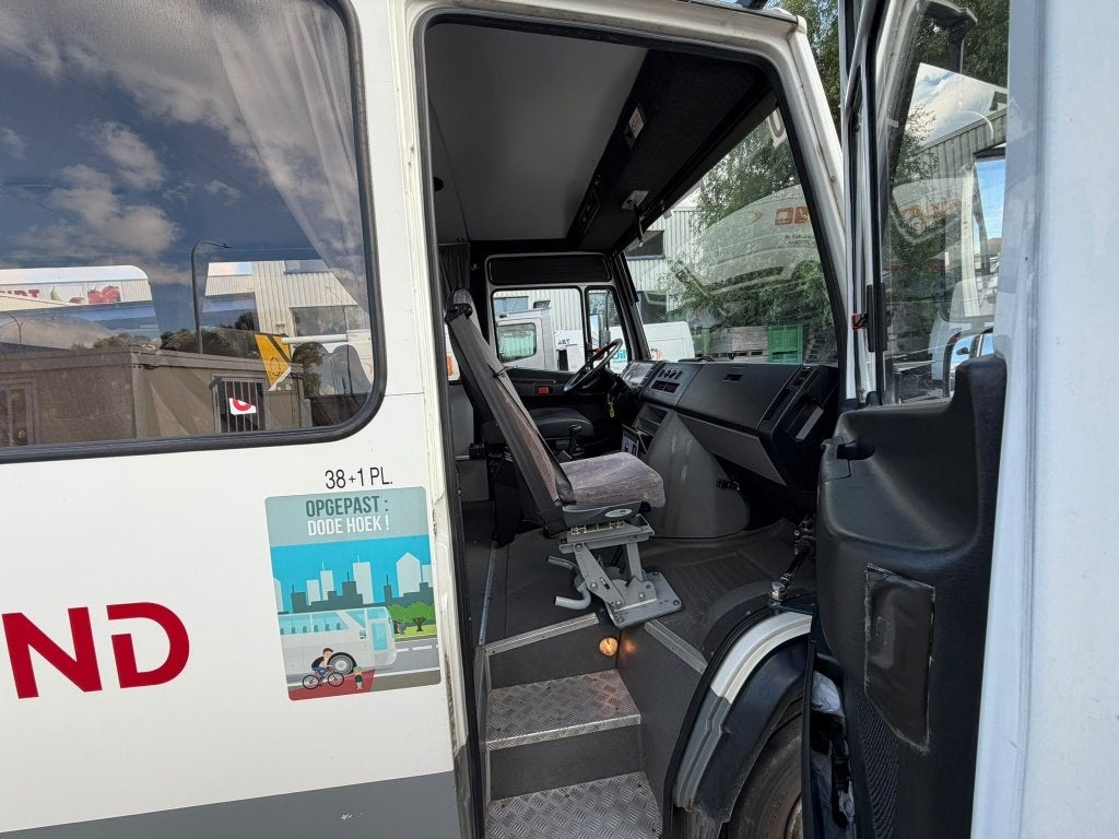 Mercedes Vario 0813 (Stock ID 50508) — 12