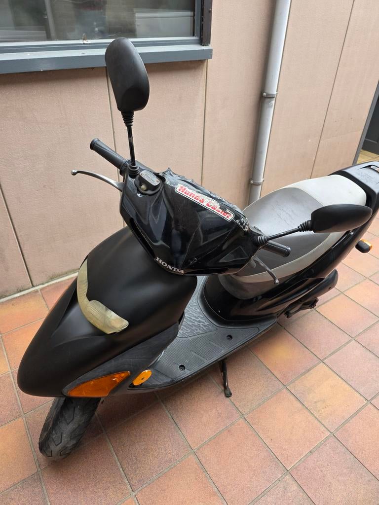 Honda sfx B klasse weg is weg, Fietsen en Brommers, Ophalen, Tweetakt, Gebruikt, 49 cc