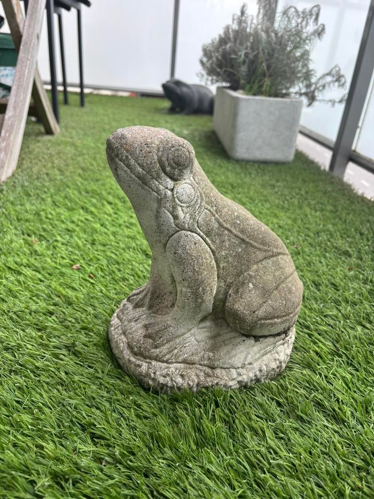 Tuinbeeld kikker beton, Ophalen, Zo goed als nieuw, Beton