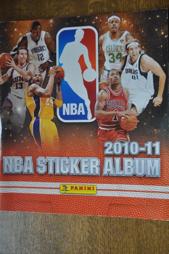 PANINI LEEG ALBUM + ALLE 378 STICKERS BASKETBALL NBA 2010-11, Enlèvement ou Envoi, Comme neuf, Plusieurs autocollants