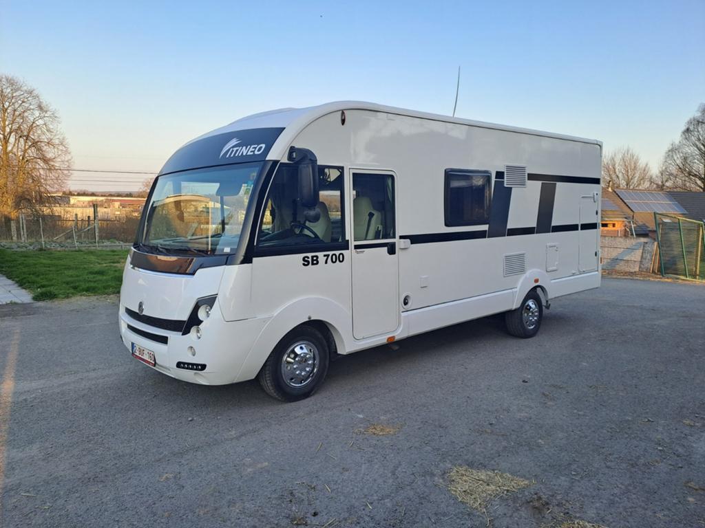intégré à 2018, 68 000 km, 6 à 7 mètres, Toilette à cassette, Fiat, Jusqu'à 6