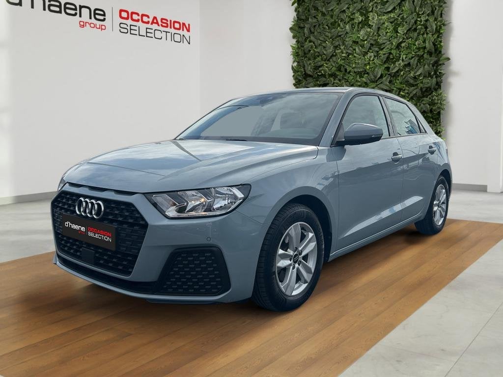 Audi A1 Sportback A1 Sportback 25 TFSI Business Edition Attr, Auto's, Audi, Automaat, A1, Navigatiesysteem, Zilver of Grijs