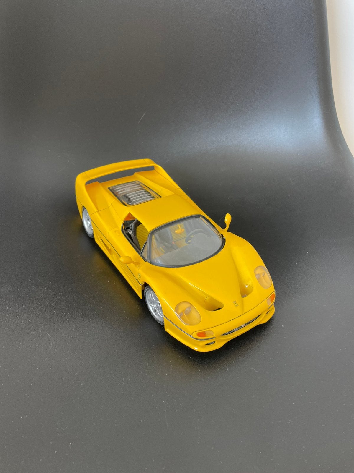 Maquette de voiture Maisto Ferrari F50, Enlèvement ou Envoi, Comme neuf, Voiture, Autres marques