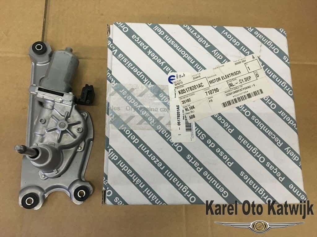 Ruitenwisser motor achter Dodge Journey 2009-2015, Gebruikt, -, -, Ophalen of Verzenden